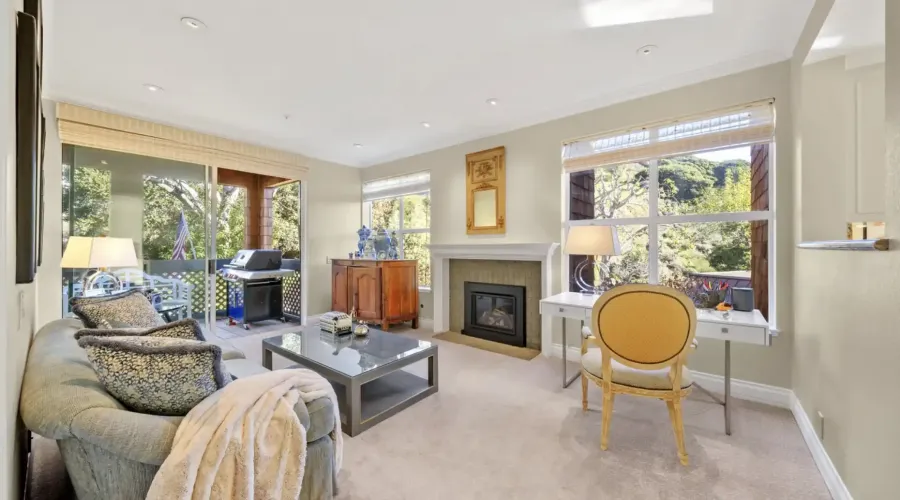 1916 Mar West, Tiburon, California, United States, 2 Bedrooms Bedrooms, ,1 BathroomBathrooms,Residential,For Sale,1916 Mar West,2026480