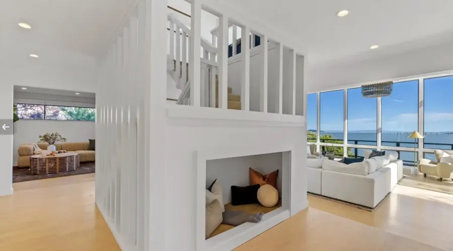 5002 Paradise Drive, Tiburon, California, United States, 4 Bedrooms Bedrooms, ,2 BathroomsBathrooms,Residential,For Sale,5002 Paradise Drive,2026830