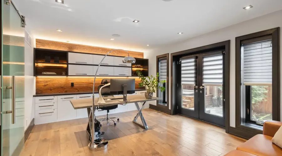 1031 Welwyn Drive, Mississauga, Ontario, L5J 3J2, Canada, 4 Bedrooms Bedrooms, ,5 BathroomsBathrooms,Residential,For Sale,1031 Welwyn Drive,2026832