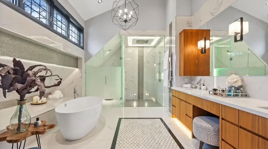 1031 Welwyn Drive, Mississauga, Ontario, L5J 3J2, Canada, 4 Bedrooms Bedrooms, ,5 BathroomsBathrooms,Residential,For Sale,1031 Welwyn Drive,2026832