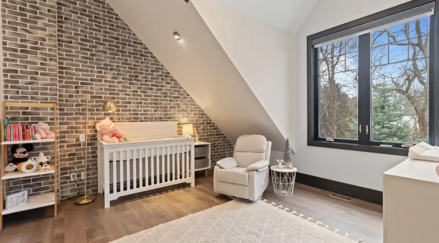 1031 Welwyn Drive, Mississauga, Ontario, L5J 3J2, Canada, 4 Bedrooms Bedrooms, ,5 BathroomsBathrooms,Residential,For Sale,1031 Welwyn Drive,2026832