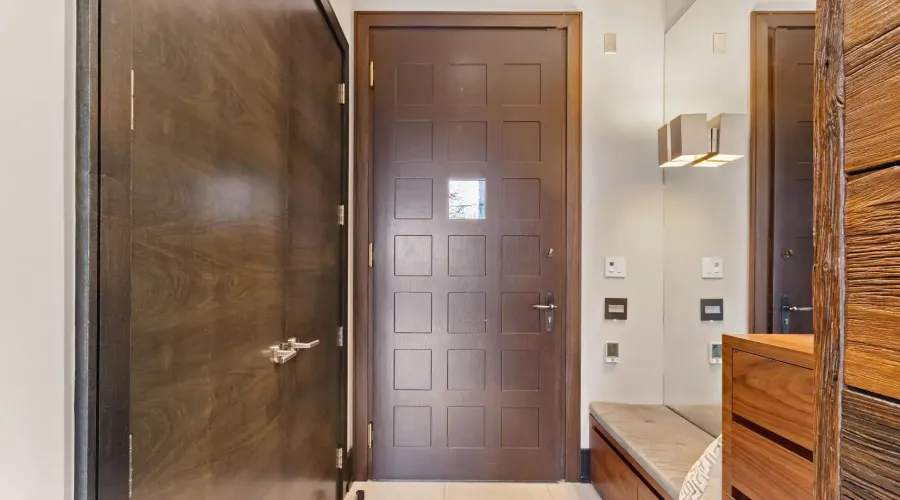 1031 Welwyn Drive, Mississauga, Ontario, L5J 3J2, Canada, 4 Bedrooms Bedrooms, ,5 BathroomsBathrooms,Residential,For Sale,1031 Welwyn Drive,2026832