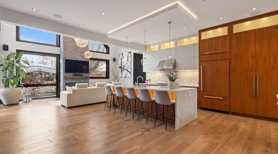 1031 Welwyn Drive, Mississauga, Ontario, L5J 3J2, Canada, 4 Bedrooms Bedrooms, ,5 BathroomsBathrooms,Residential,For Sale,1031 Welwyn Drive,2026832