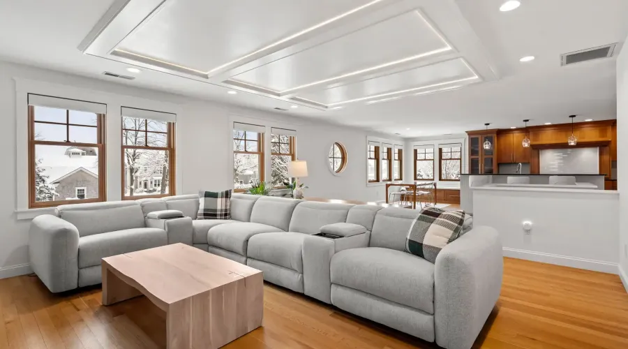 10 Friedenfels Street, Salisbury, Massachusetts, 01952, United States, 4 Bedrooms Bedrooms, 8 Rooms Rooms,3 BathroomsBathrooms,Residential,For Sale,Friedenfels,2027831