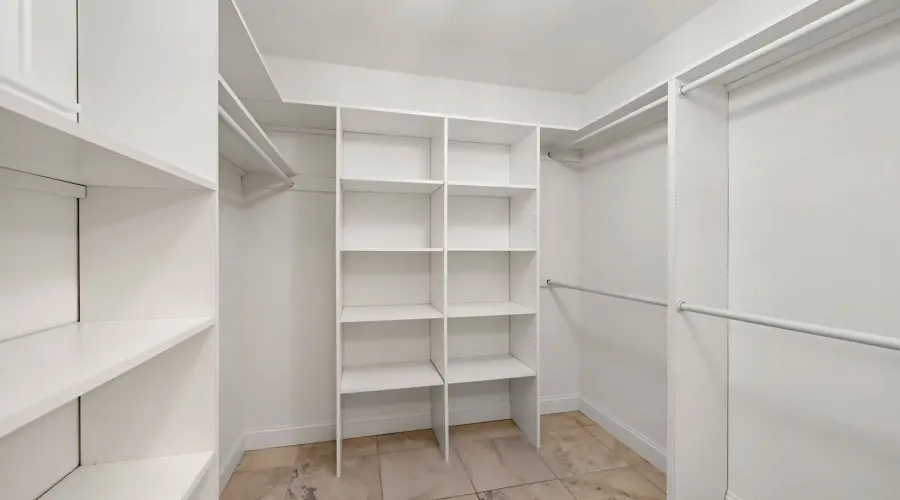 10 Friedenfels Street, Salisbury, Massachusetts, 01952, United States, 4 Bedrooms Bedrooms, 8 Rooms Rooms,3 BathroomsBathrooms,Residential,For Sale,Friedenfels,2027831