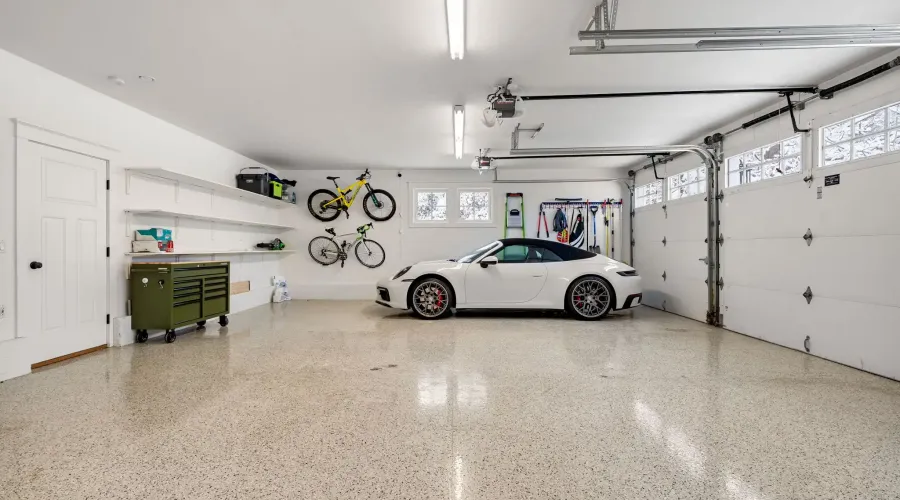 10 Friedenfels Street, Salisbury, Massachusetts, 01952, United States, 4 Bedrooms Bedrooms, 8 Rooms Rooms,3 BathroomsBathrooms,Residential,For Sale,Friedenfels,2027831