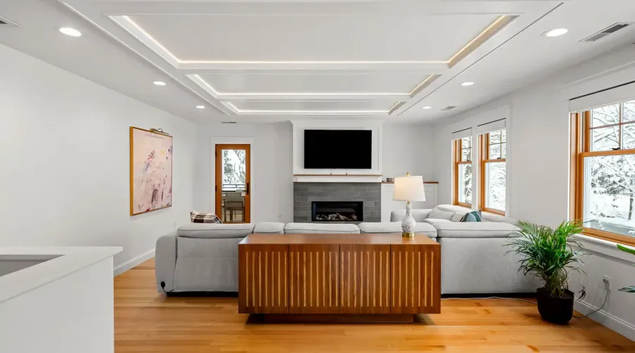 10 Friedenfels Street, Salisbury, Massachusetts, 01952, United States, 4 Bedrooms Bedrooms, 8 Rooms Rooms,3 BathroomsBathrooms,Residential,For Sale,Friedenfels,2027831