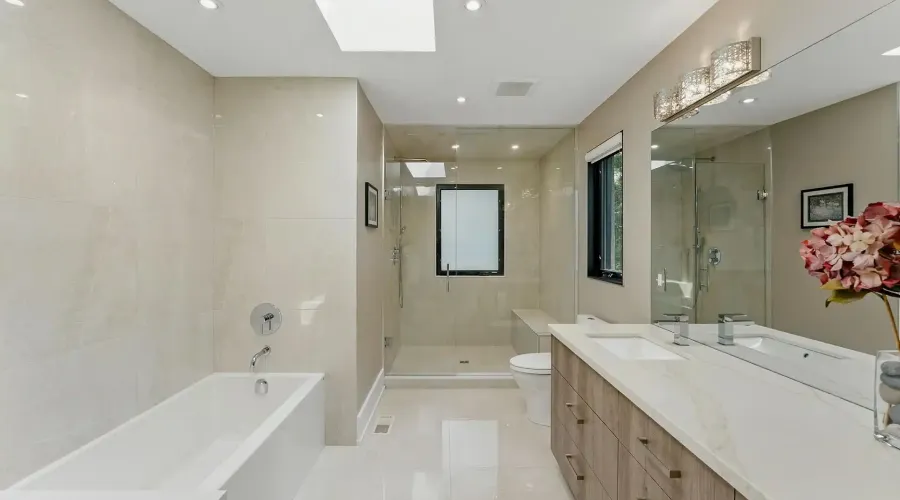 1112 Caldwell Avenue, Mississauga, Ontario, L5H 1Z4, Canada, 4 Bedrooms Bedrooms, ,5 BathroomsBathrooms,Residential,For Sale,1112 Caldwell Avenue,2028646