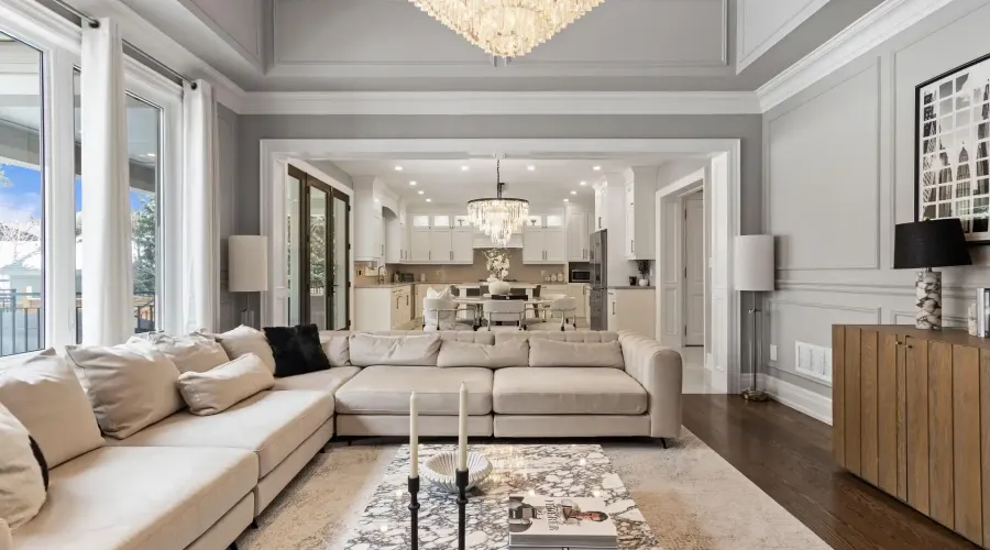 1285 Minnewaska Trail, Mississauga, Ontario, L5G 3S6, Canada, 4 Bedrooms Bedrooms, ,5 BathroomsBathrooms,Residential,For Sale,1285 Minnewaska Trail,2028647