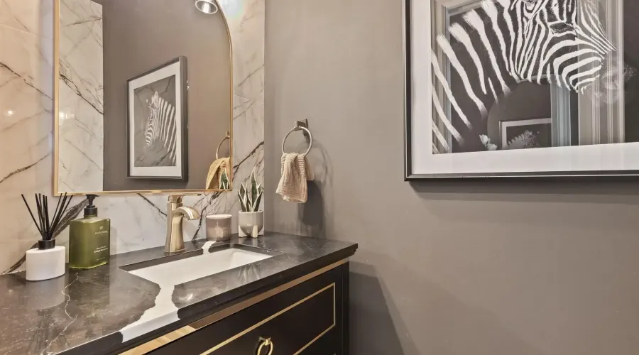 1285 Minnewaska Trail, Mississauga, Ontario, L5G 3S6, Canada, 4 Bedrooms Bedrooms, ,5 BathroomsBathrooms,Residential,For Sale,1285 Minnewaska Trail,2028647