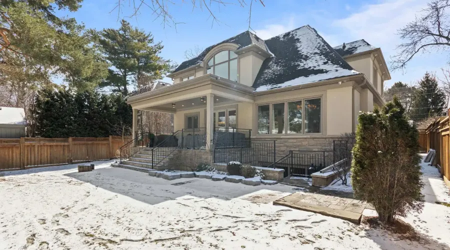 1285 Minnewaska Trail, Mississauga, Ontario, L5G 3S6, Canada, 4 Bedrooms Bedrooms, ,5 BathroomsBathrooms,Residential,For Sale,1285 Minnewaska Trail,2028647