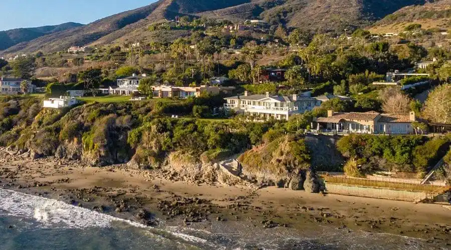 33740 Pacific Coast Highway,Malibu,California 90265,United States,7 Bedrooms Bedrooms,10 BathroomsBathrooms,Residential,Pacific Coast Highway,198384