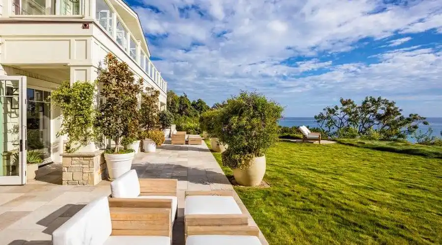 33740 Pacific Coast Highway,Malibu,California 90265,United States,7 Bedrooms Bedrooms,10 BathroomsBathrooms,Residential,Pacific Coast Highway,198384