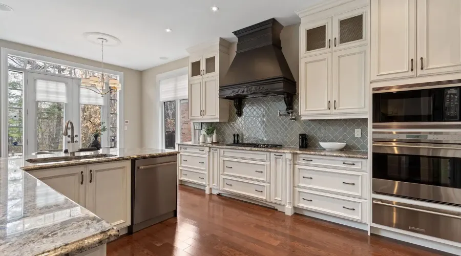 1857 Ivygate Court, Mississauga, Ontario, L5L 0A8, Canada, 4 Bedrooms Bedrooms, ,5 BathroomsBathrooms,Residential,For Sale,1857 Ivygate Court,2030609