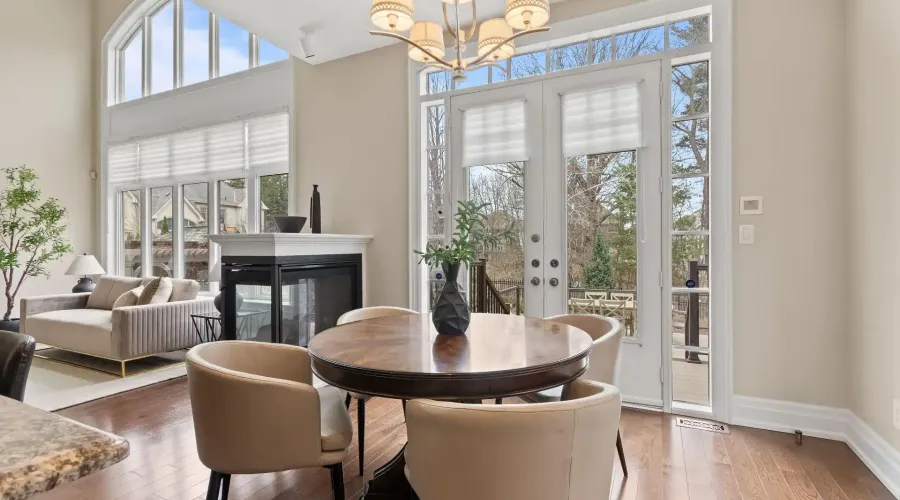 1857 Ivygate Court, Mississauga, Ontario, L5L 0A8, Canada, 4 Bedrooms Bedrooms, ,5 BathroomsBathrooms,Residential,For Sale,1857 Ivygate Court,2030609