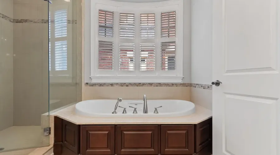 1857 Ivygate Court, Mississauga, Ontario, L5L 0A8, Canada, 4 Bedrooms Bedrooms, ,5 BathroomsBathrooms,Residential,For Sale,1857 Ivygate Court,2030609