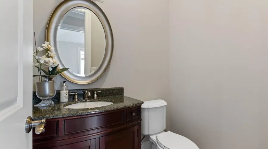 1857 Ivygate Court, Mississauga, Ontario, L5L 0A8, Canada, 4 Bedrooms Bedrooms, ,5 BathroomsBathrooms,Residential,For Sale,1857 Ivygate Court,2030609