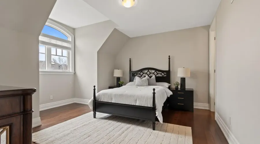 1857 Ivygate Court, Mississauga, Ontario, L5L 0A8, Canada, 4 Bedrooms Bedrooms, ,5 BathroomsBathrooms,Residential,For Sale,1857 Ivygate Court,2030609