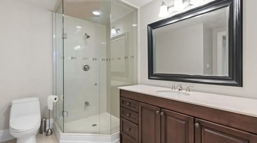 1857 Ivygate Court, Mississauga, Ontario, L5L 0A8, Canada, 4 Bedrooms Bedrooms, ,5 BathroomsBathrooms,Residential,For Sale,1857 Ivygate Court,2030609