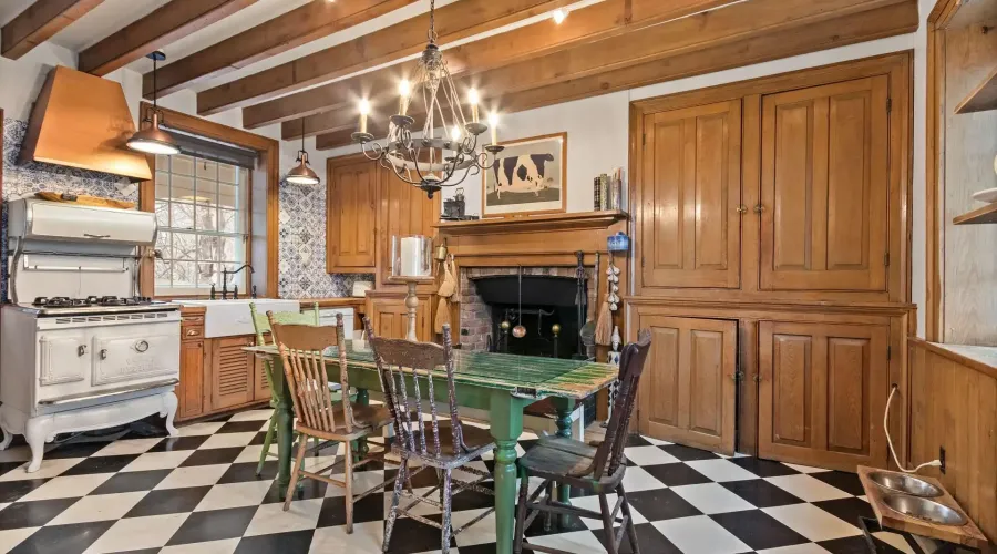 85 Yorkleigh Avenue, Toronto, Ontario, M9P 1Y3, Canada, 3 Bedrooms Bedrooms, ,3 BathroomsBathrooms,Residential,For Sale,85 Yorkleigh Avenue,2030610