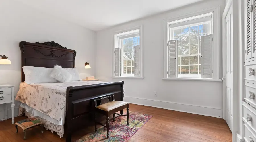 85 Yorkleigh Avenue, Toronto, Ontario, M9P 1Y3, Canada, 3 Bedrooms Bedrooms, ,3 BathroomsBathrooms,Residential,For Sale,85 Yorkleigh Avenue,2030610