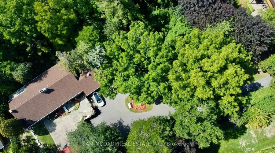 85 Yorkleigh Avenue, Toronto, Ontario, M9P 1Y3, Canada, 3 Bedrooms Bedrooms, ,3 BathroomsBathrooms,Residential,For Sale,85 Yorkleigh Avenue,2030610