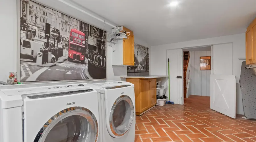 85 Yorkleigh Avenue, Toronto, Ontario, M9P 1Y3, Canada, 3 Bedrooms Bedrooms, ,3 BathroomsBathrooms,Residential,For Sale,85 Yorkleigh Avenue,2030610