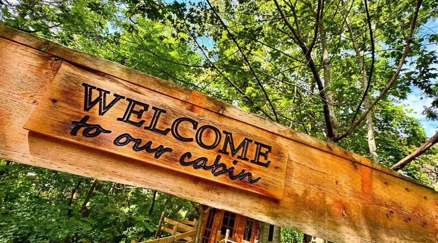 85 Yorkleigh Avenue, Toronto, Ontario, M9P 1Y3, Canada, 3 Bedrooms Bedrooms, ,3 BathroomsBathrooms,Residential,For Sale,85 Yorkleigh Avenue,2030610