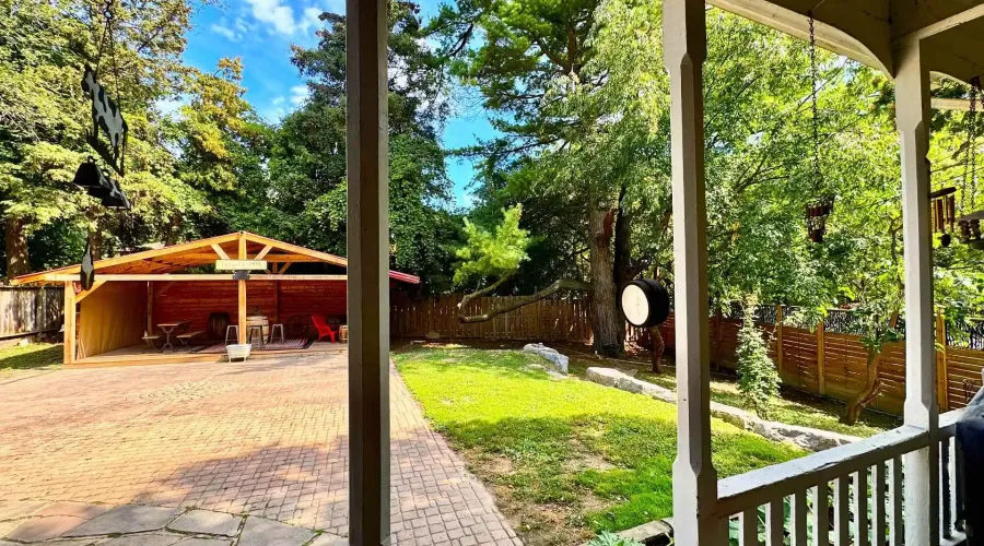 85 Yorkleigh Avenue, Toronto, Ontario, M9P 1Y3, Canada, 3 Bedrooms Bedrooms, ,3 BathroomsBathrooms,Residential,For Sale,85 Yorkleigh Avenue,2030610