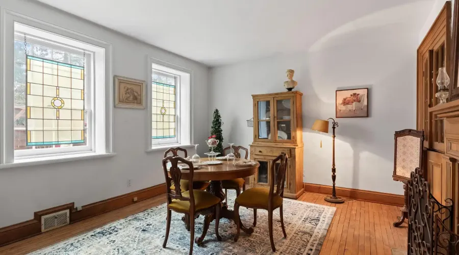 85 Yorkleigh Avenue, Toronto, Ontario, M9P 1Y3, Canada, 3 Bedrooms Bedrooms, ,3 BathroomsBathrooms,Residential,For Sale,85 Yorkleigh Avenue,2030610