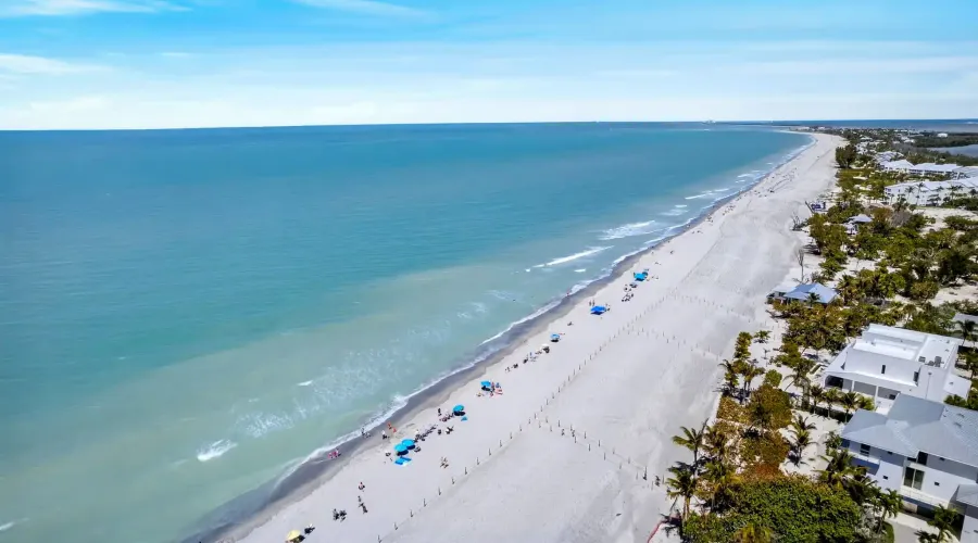 11536 Wightman Lane, Captiva, Florida, 33924, United States, 4 Bedrooms Bedrooms, 12 Rooms Rooms,3 BathroomsBathrooms,Residential,For Sale,Wightman,2031546