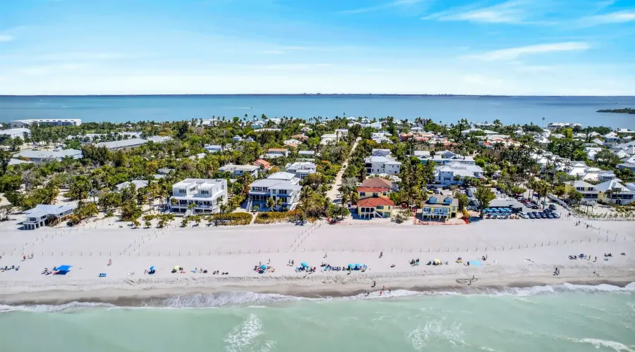 11536 Wightman Lane, Captiva, Florida, 33924, United States, 4 Bedrooms Bedrooms, 12 Rooms Rooms,3 BathroomsBathrooms,Residential,For Sale,Wightman,2031546