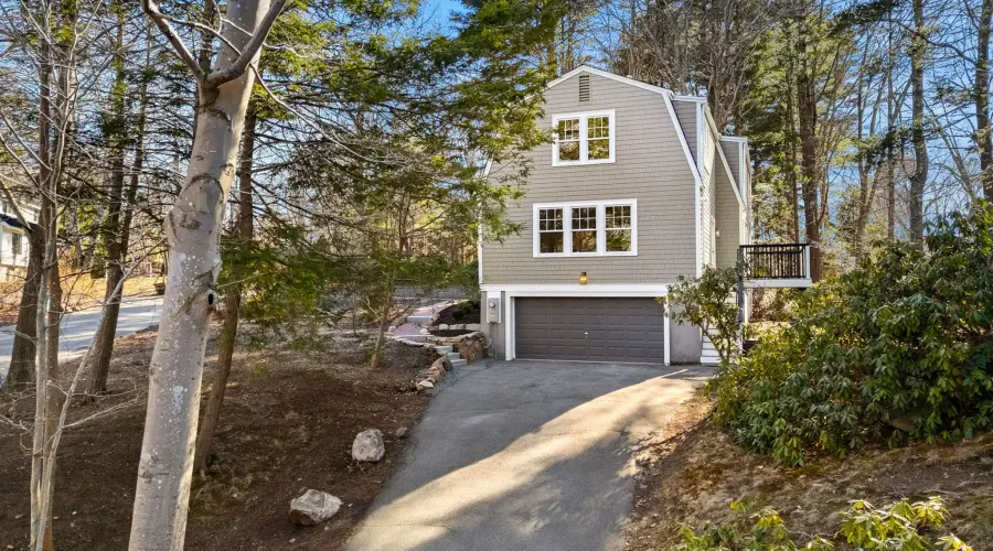 11 Woodholm Road, Manchester, Massachusetts, 01944, United States, 5 Bedrooms Bedrooms, 10 Rooms Rooms,3 BathroomsBathrooms,Residential,For Sale,Woodholm,2031800