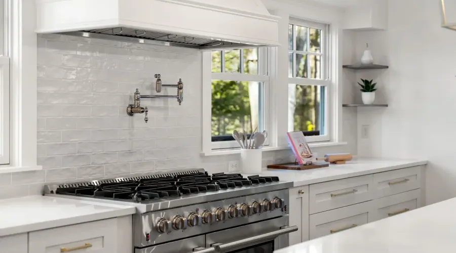 11 Woodholm Road, Manchester, Massachusetts, 01944, United States, 5 Bedrooms Bedrooms, 10 Rooms Rooms,3 BathroomsBathrooms,Residential,For Sale,Woodholm,2031800