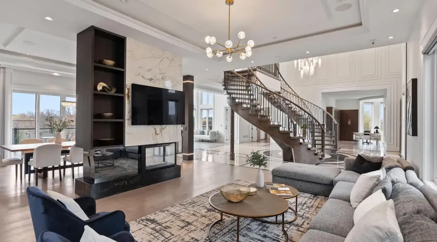 4 Saint Lukes Court, Brampton, Ontario, L6P 1K9, Canada, 6 Bedrooms Bedrooms, ,9 BathroomsBathrooms,Residential,For Sale,4 Saint Lukes Court,2031801