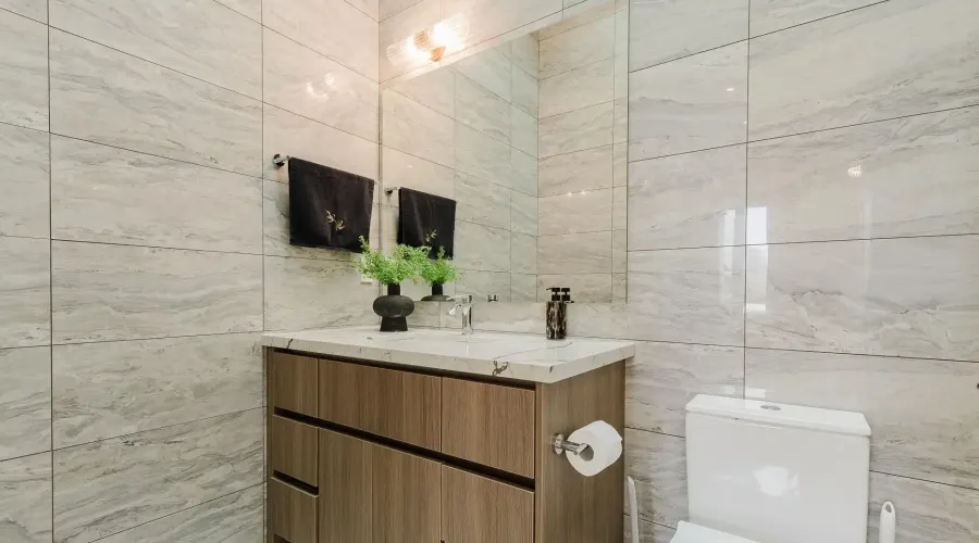 4 Saint Lukes Court, Brampton, Ontario, L6P 1K9, Canada, 6 Bedrooms Bedrooms, ,9 BathroomsBathrooms,Residential,For Sale,4 Saint Lukes Court,2031801