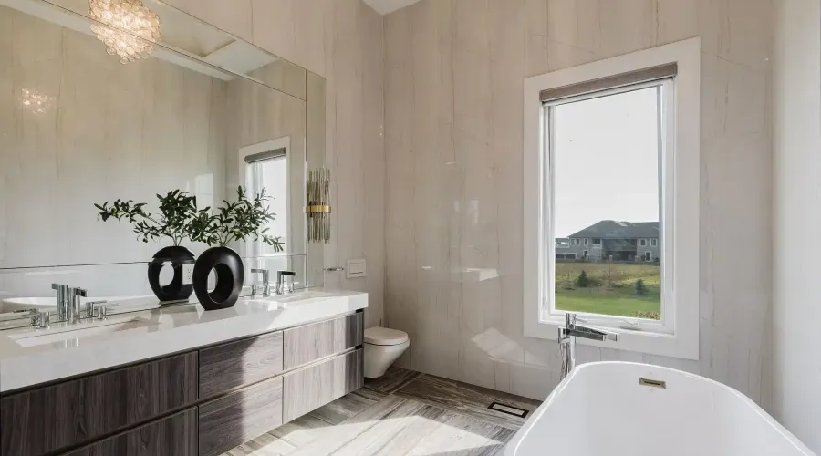 4 Saint Lukes Court, Brampton, Ontario, L6P 1K9, Canada, 6 Bedrooms Bedrooms, ,9 BathroomsBathrooms,Residential,For Sale,4 Saint Lukes Court,2031801