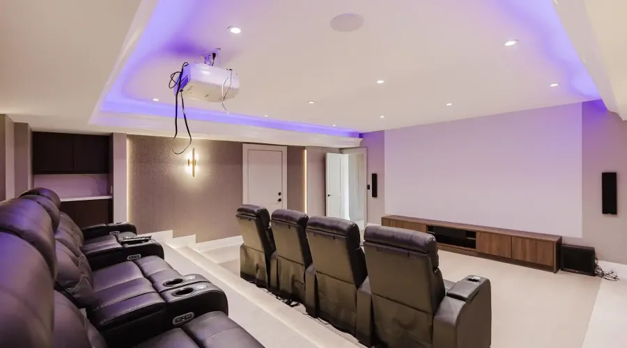 4 Saint Lukes Court, Brampton, Ontario, L6P 1K9, Canada, 6 Bedrooms Bedrooms, ,9 BathroomsBathrooms,Residential,For Sale,4 Saint Lukes Court,2031801