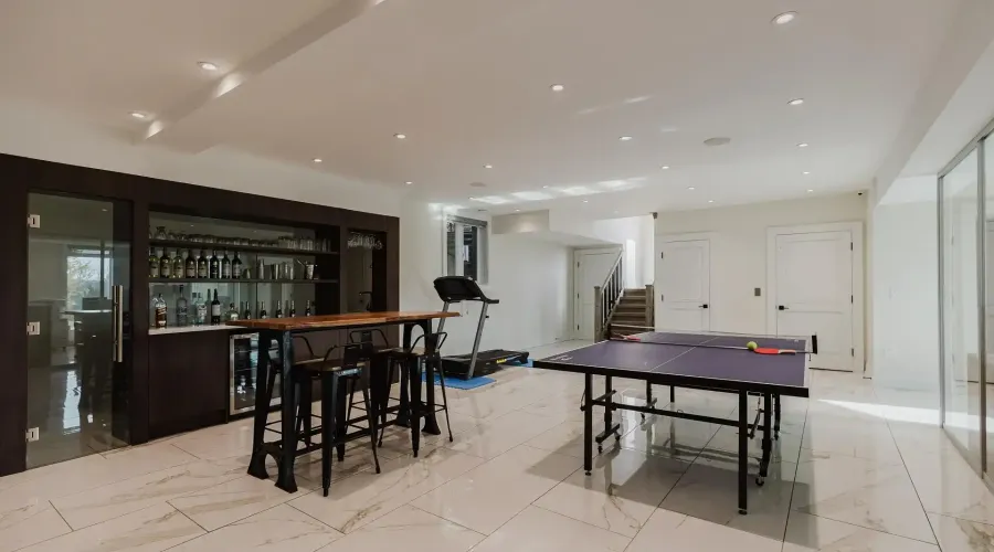 4 Saint Lukes Court, Brampton, Ontario, L6P 1K9, Canada, 6 Bedrooms Bedrooms, ,9 BathroomsBathrooms,Residential,For Sale,4 Saint Lukes Court,2031801