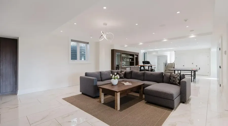 4 Saint Lukes Court, Brampton, Ontario, L6P 1K9, Canada, 6 Bedrooms Bedrooms, ,9 BathroomsBathrooms,Residential,For Sale,4 Saint Lukes Court,2031801