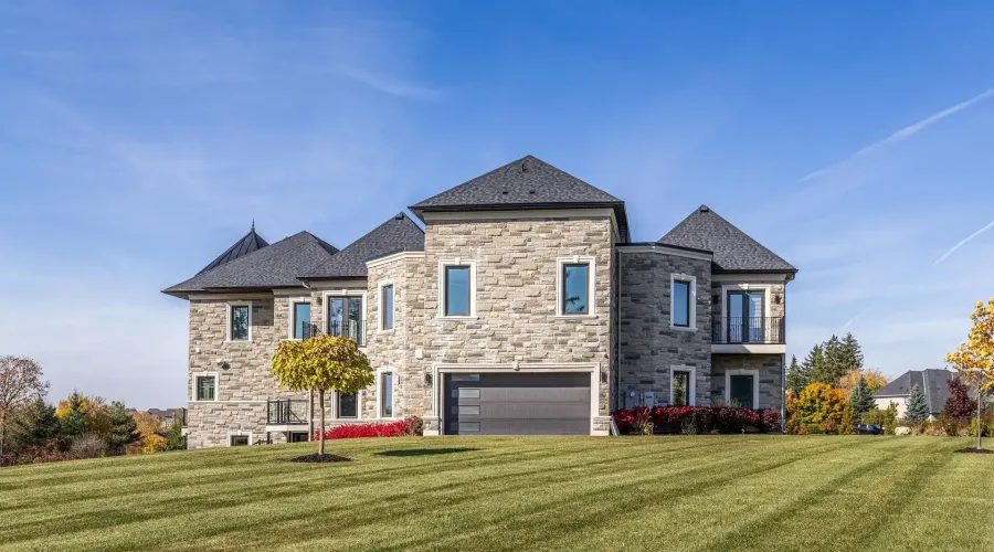 4 Saint Lukes Court, Brampton, Ontario, L6P 1K9, Canada, 6 Bedrooms Bedrooms, ,9 BathroomsBathrooms,Residential,For Sale,4 Saint Lukes Court,2031801