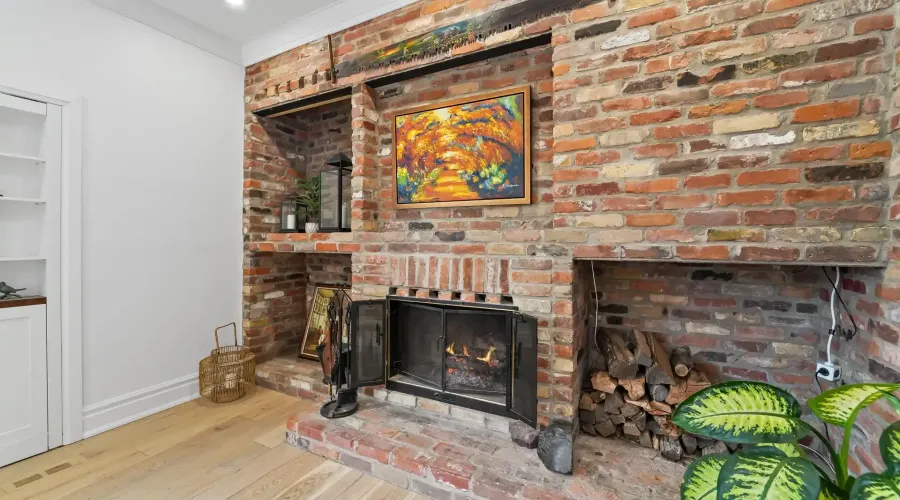 2814 Forks Of The Credit Road, Caledon, Ontario, L7K 2H5, Canada, 4 Bedrooms Bedrooms, ,6 BathroomsBathrooms,Residential,For Sale,2814 Forks Of The Credit Road,2034036