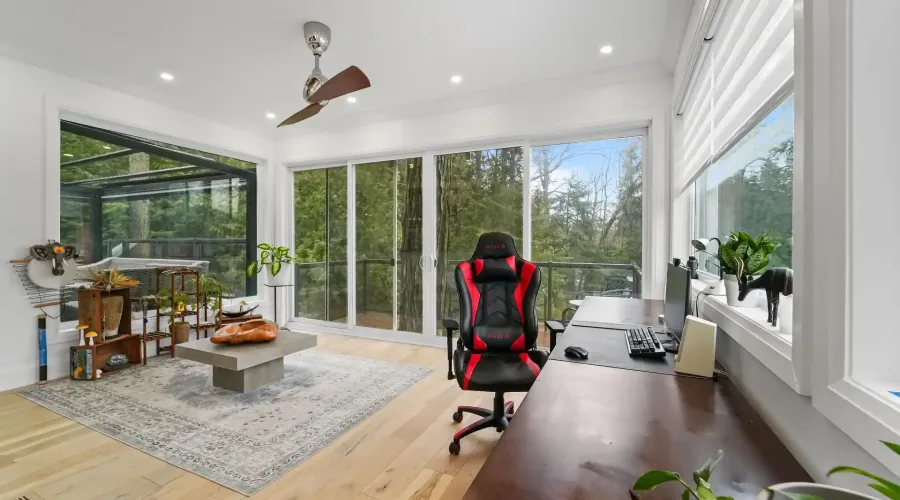 2814 Forks Of The Credit Road, Caledon, Ontario, L7K 2H5, Canada, 4 Bedrooms Bedrooms, ,6 BathroomsBathrooms,Residential,For Sale,2814 Forks Of The Credit Road,2034036