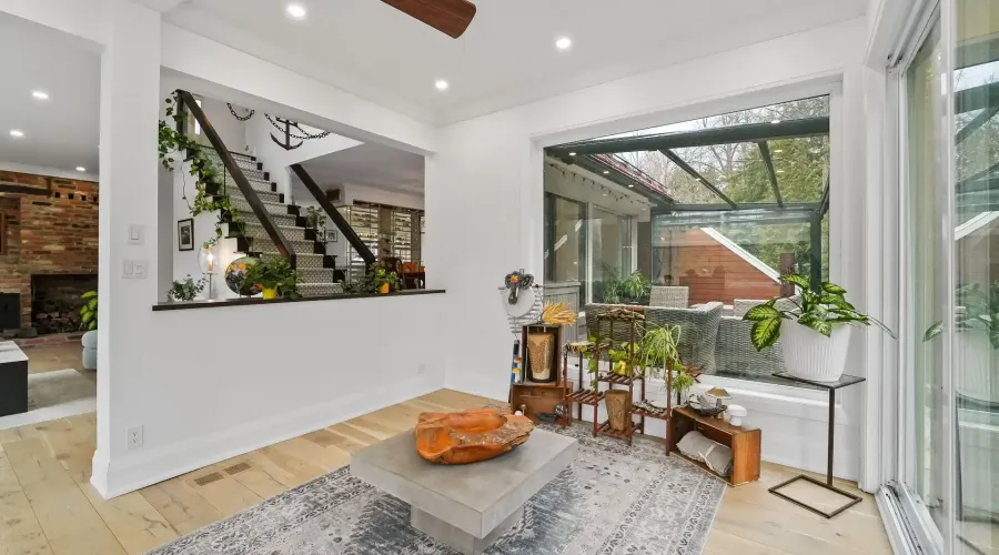 2814 Forks Of The Credit Road, Caledon, Ontario, L7K 2H5, Canada, 4 Bedrooms Bedrooms, ,6 BathroomsBathrooms,Residential,For Sale,2814 Forks Of The Credit Road,2034036