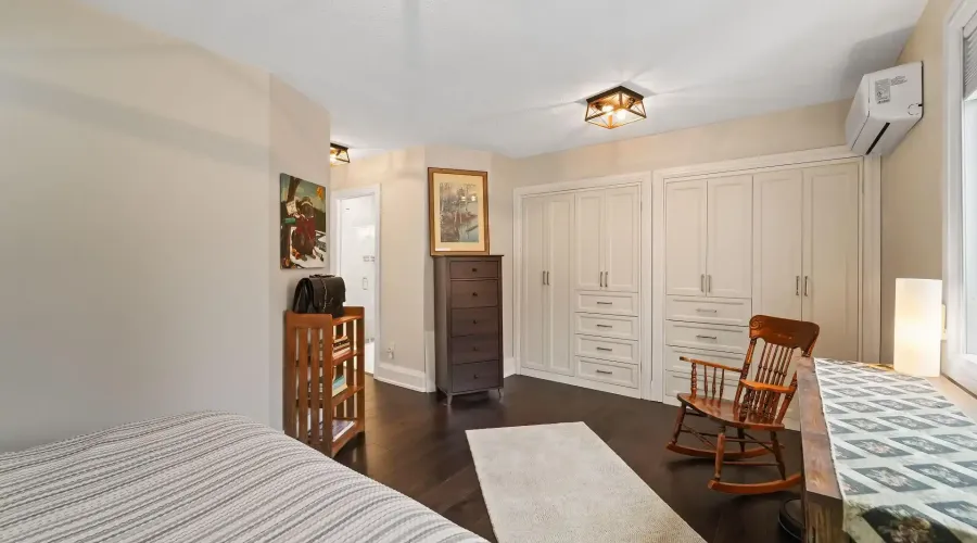 2814 Forks Of The Credit Road, Caledon, Ontario, L7K 2H5, Canada, 4 Bedrooms Bedrooms, ,6 BathroomsBathrooms,Residential,For Sale,2814 Forks Of The Credit Road,2034036