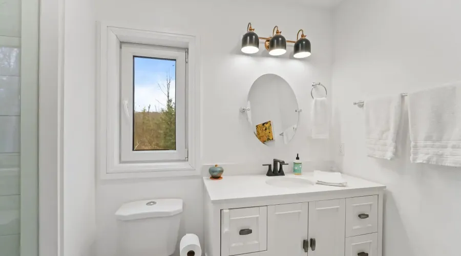 2814 Forks Of The Credit Road, Caledon, Ontario, L7K 2H5, Canada, 4 Bedrooms Bedrooms, ,6 BathroomsBathrooms,Residential,For Sale,2814 Forks Of The Credit Road,2034036