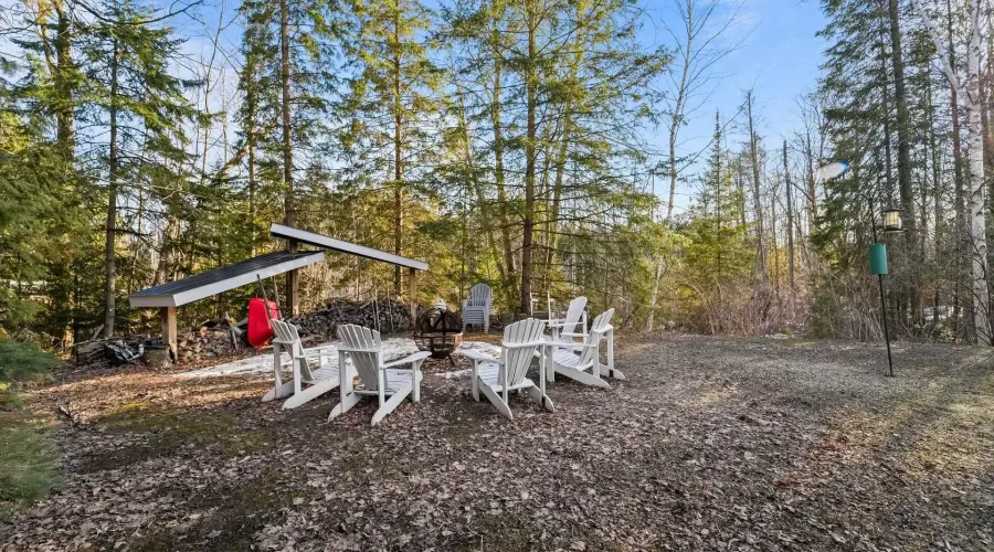 2814 Forks Of The Credit Road, Caledon, Ontario, L7K 2H5, Canada, 4 Bedrooms Bedrooms, ,6 BathroomsBathrooms,Residential,For Sale,2814 Forks Of The Credit Road,2034036