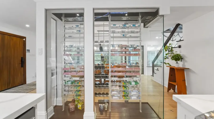 2814 Forks Of The Credit Road, Caledon, Ontario, L7K 2H5, Canada, 4 Bedrooms Bedrooms, ,6 BathroomsBathrooms,Residential,For Sale,2814 Forks Of The Credit Road,2034036