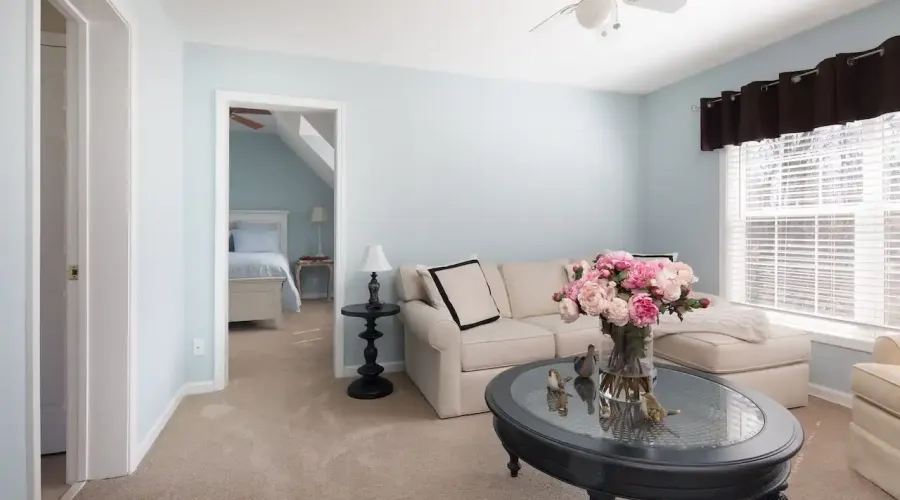 27 Smoke Ridge Road, Sherman, Connecticut, 06784, United States, 4 Bedrooms Bedrooms, 8 Rooms Rooms,3 BathroomsBathrooms,Residential,For Sale,Smoke Ridge,2036154