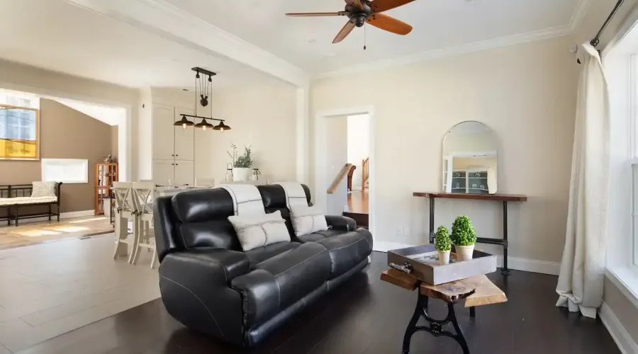 27 Smoke Ridge Road, Sherman, Connecticut, 06784, United States, 4 Bedrooms Bedrooms, 8 Rooms Rooms,3 BathroomsBathrooms,Residential,For Sale,Smoke Ridge,2036154